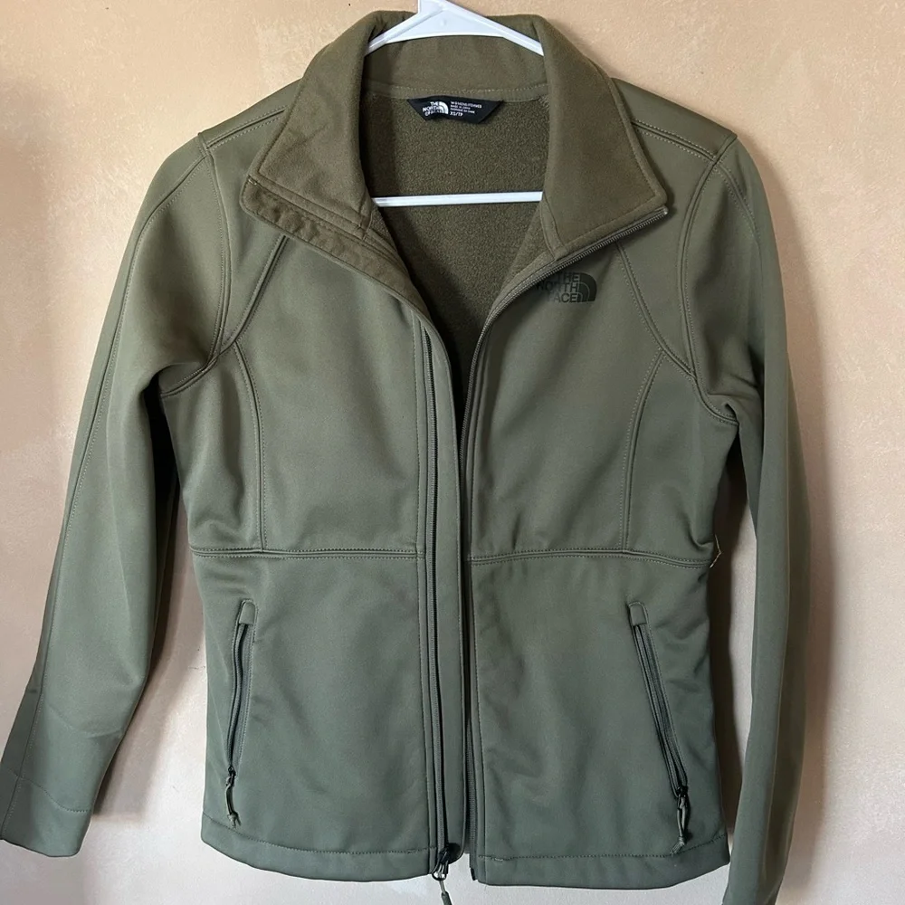 The North Face Jacket XS - EUC see note - Picture 2 of 16
